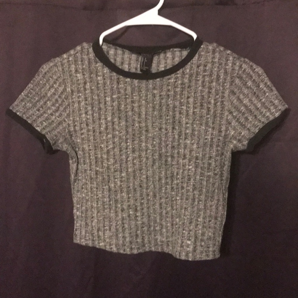 🔥 4 for 20! Forever 21 crop top